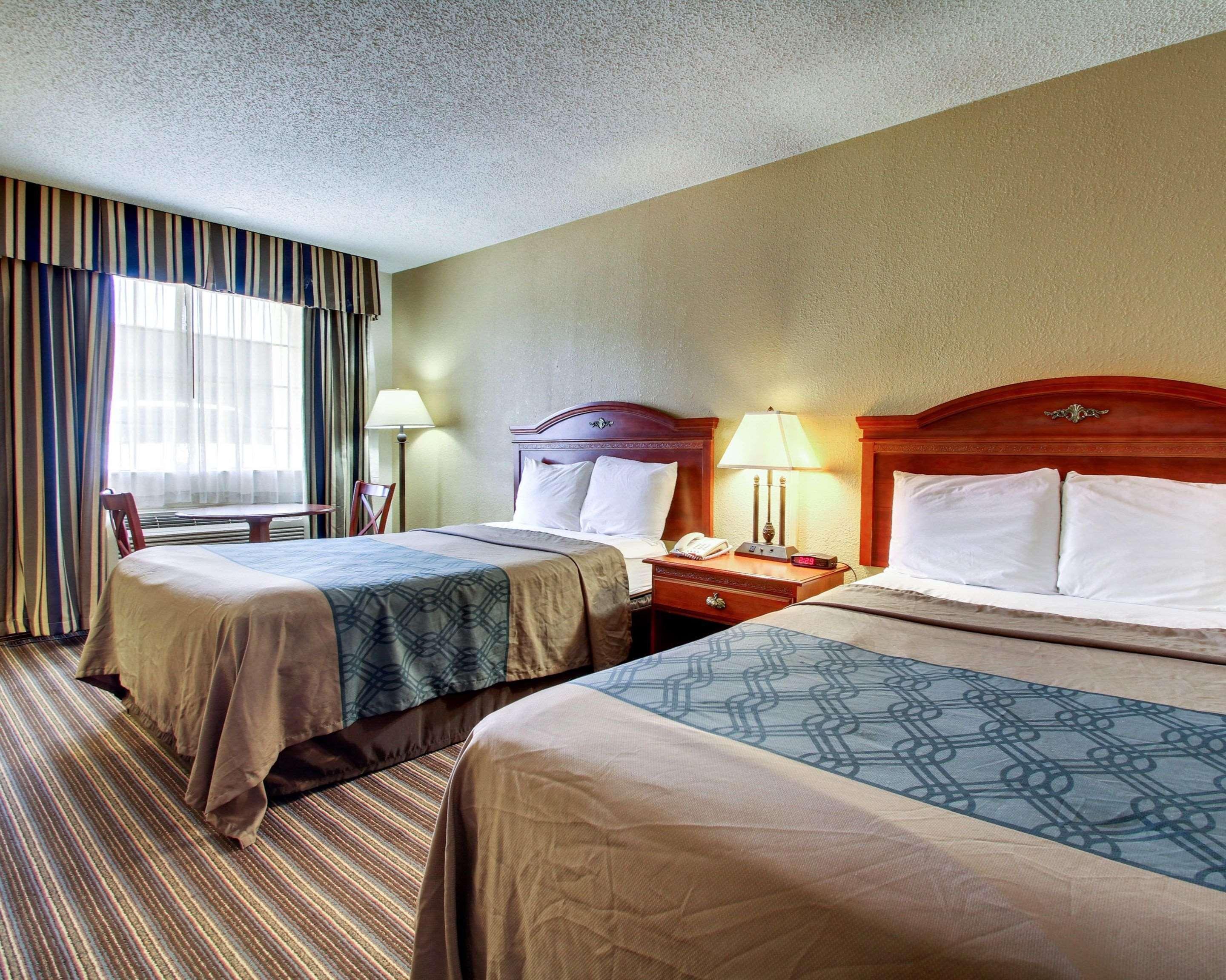 Econo Lodge Виксбург Экстерьер фото